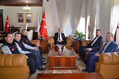 Bolu İHH’dan Vali Kılıç’a Ziyaret
